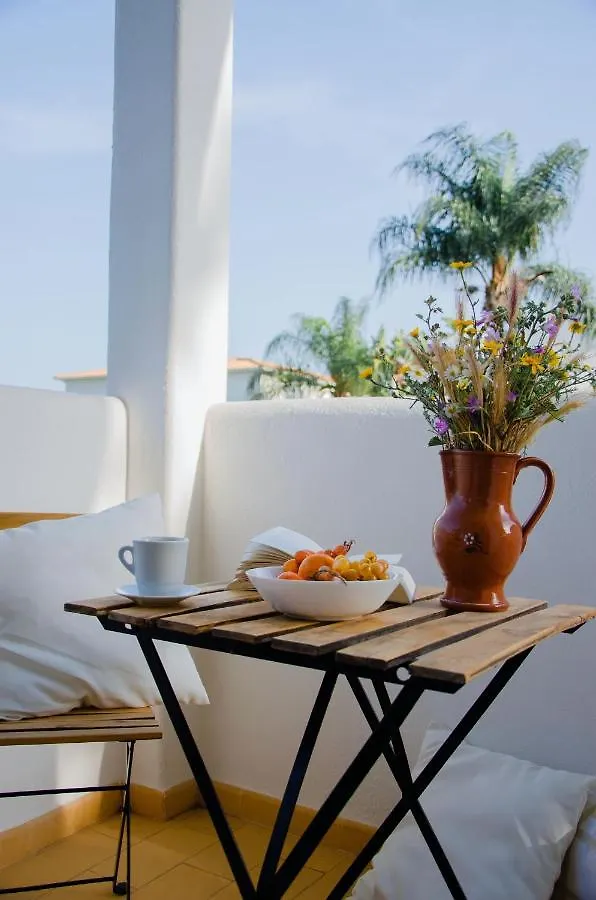 Blife Sun Hostel & Rooms Faro
