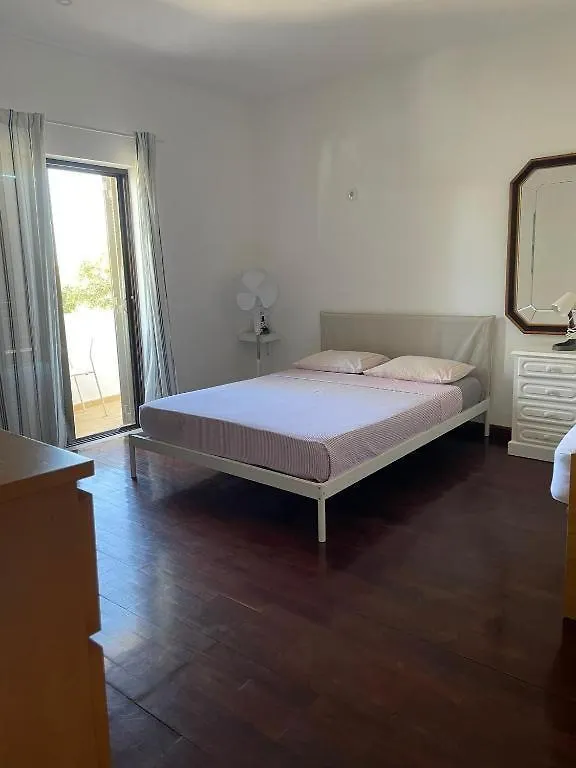 Blife Sun Hostel & Rooms Faro