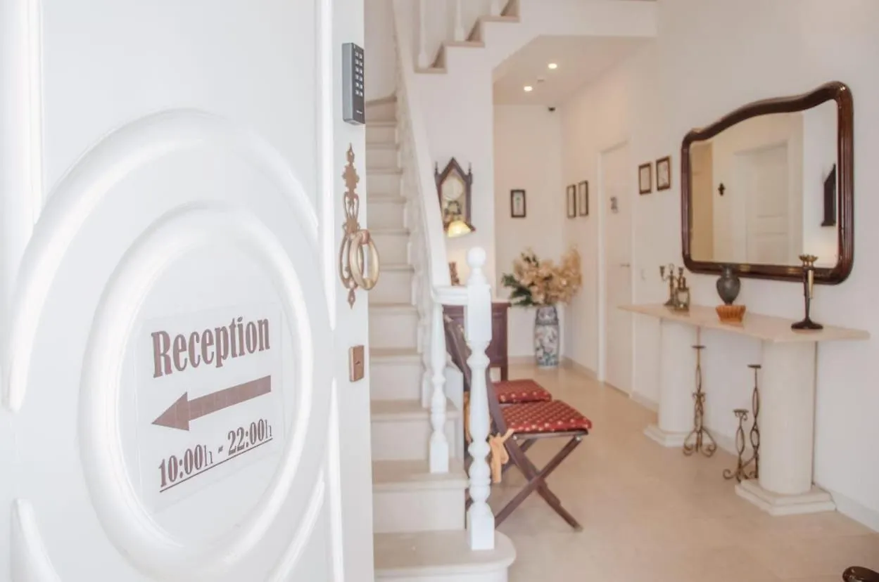 Blife Sun Hostel & Rooms Faro