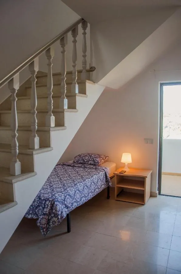 Blife Sun Hostel & Rooms Faro