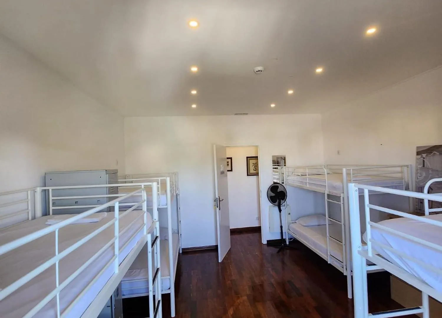 Blife Sun Hostel & Rooms Faro
