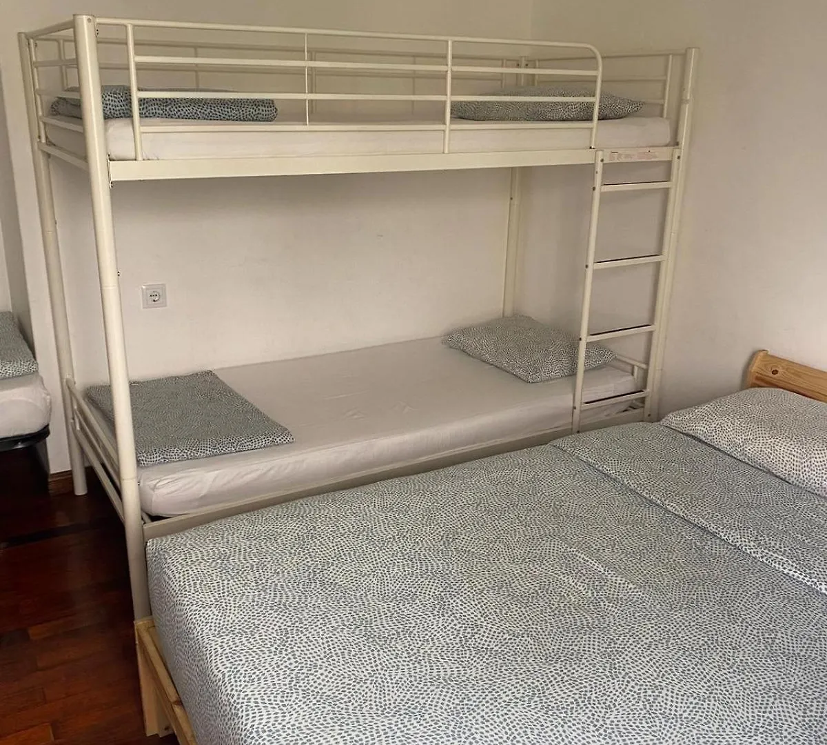 Blife Sun Hostel & Rooms Faro Portugal